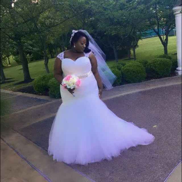 BAM!!! (Non-Pro) Officially married 1 month and couldn't be happier! WW was my life saver!!