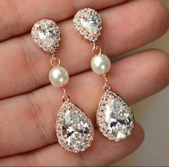 Show me your wedding day jewelry!