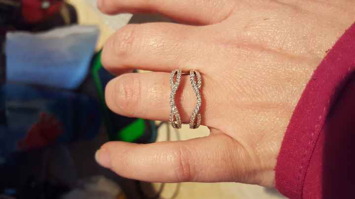 I wanna see wedding bands!!!