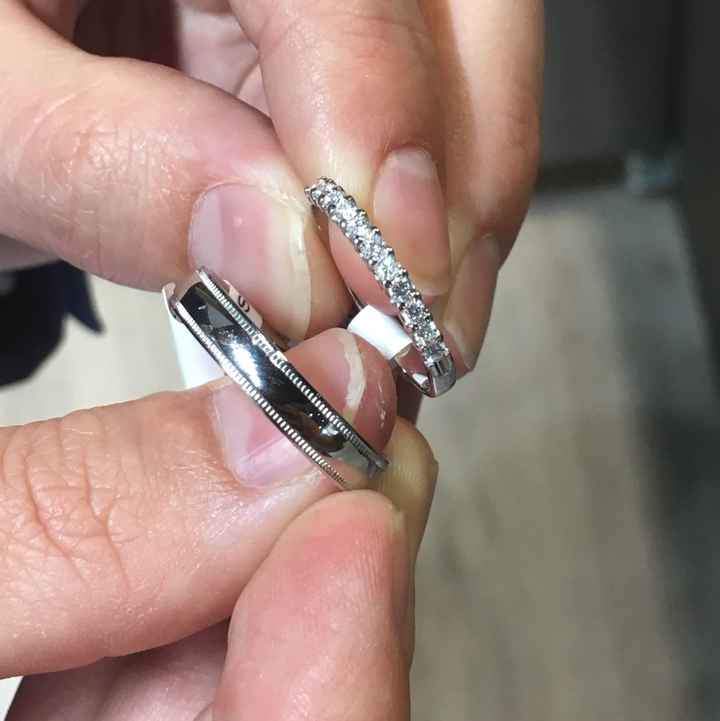 Went shopping for wedding band!!