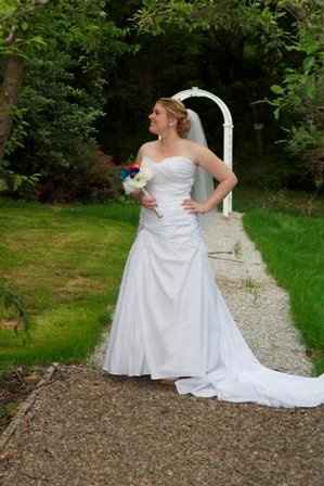 Married 3 months! Pics***