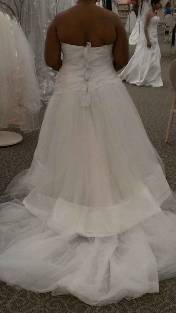 So Ladies Let's see your Wedding Gowns!