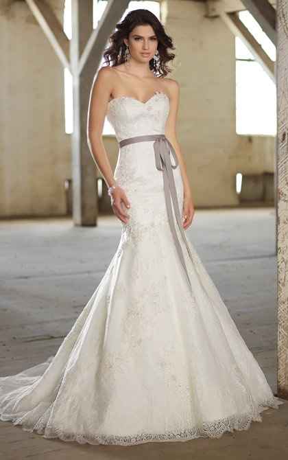 How soon is too soon to by my dress? *pics*