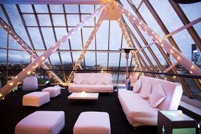 I get my lounge!