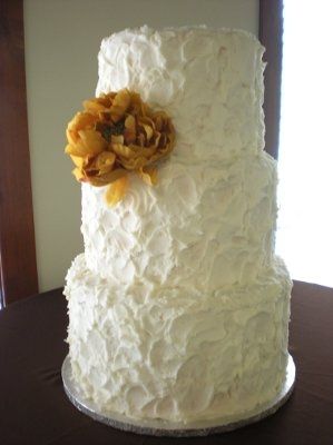 wedding cake minus that thick layer of effing sugar