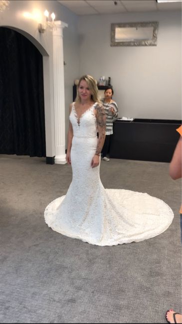 i said yesss to the dress!! 2