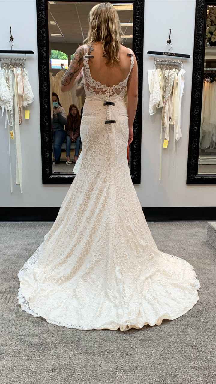 i said yesss to the dress!! - 5