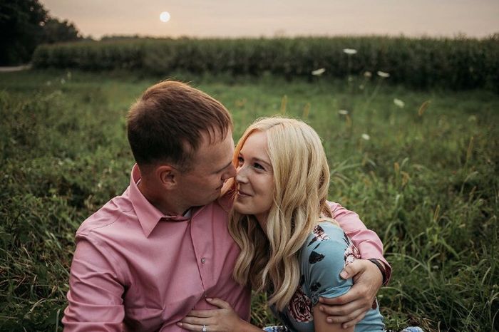 Show me your engagement picture outfits! - 1