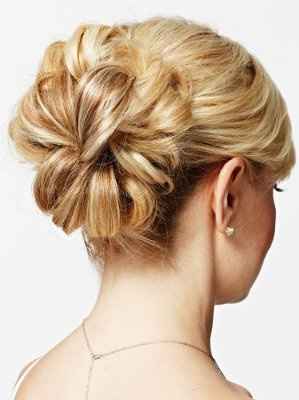 Hairstyle for my sister (bridesmaid)???