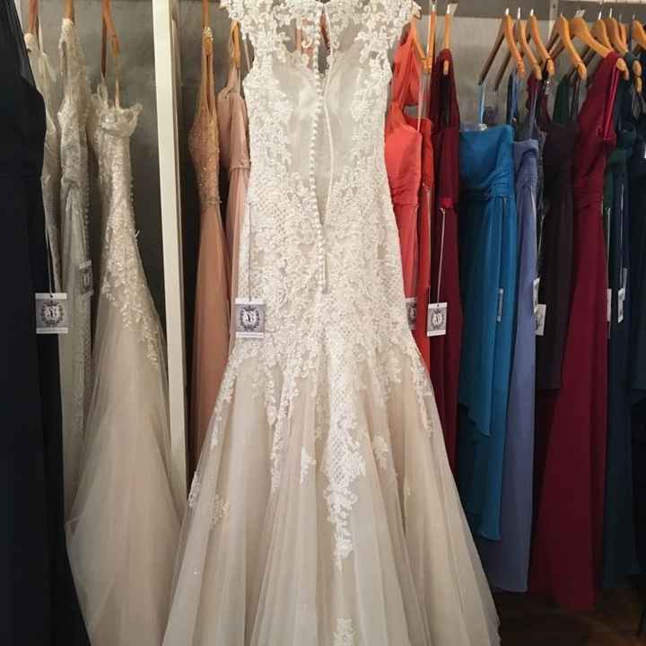 Show me your wedding dresses! :)