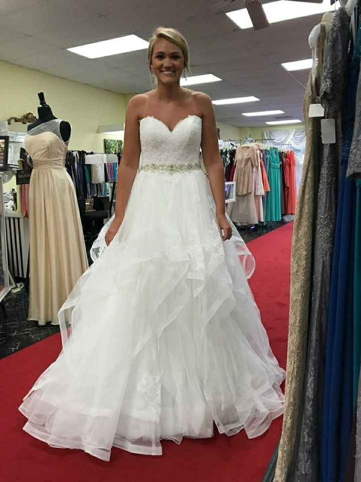 Dress came in!
