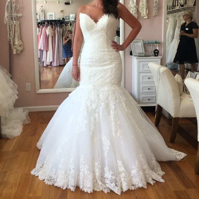 Let's see those dresses!!