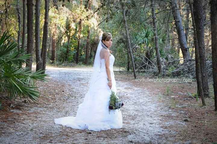 Where can I sell my wedding dress in Tampa?