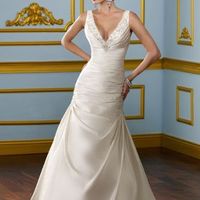 Undergarment challenged bride needs your help