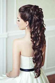 Show me your wedding day hair