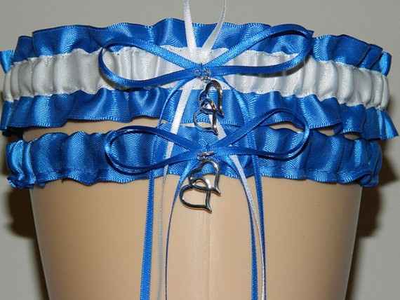 Show me your garter!