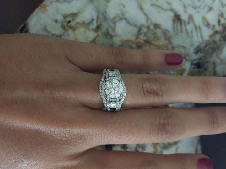 Went shopping for wedding band!!