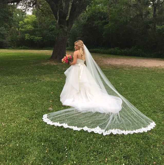 Let's see those veils!