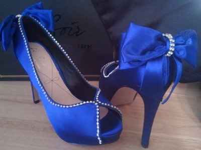 Show me your FEET! :) What shoes are you wearing?