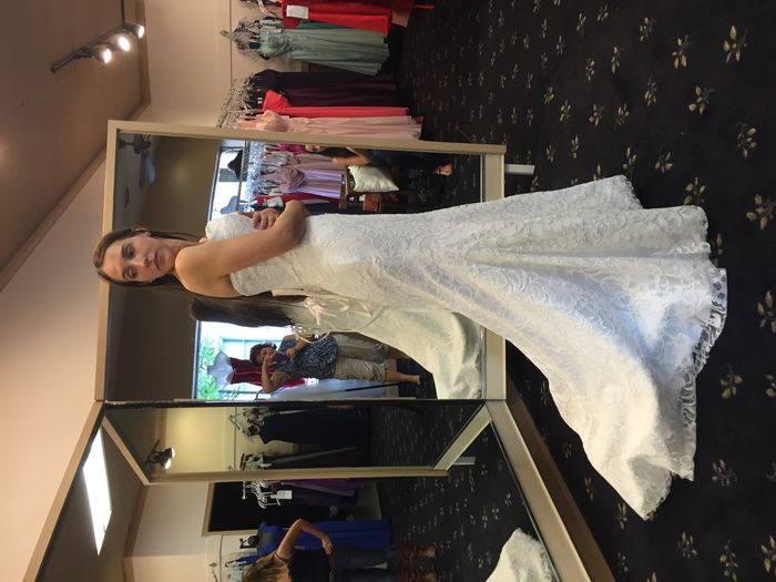 I LOVE my dress!!! Anyone wana share theirs? I'll show you mine!? LOL