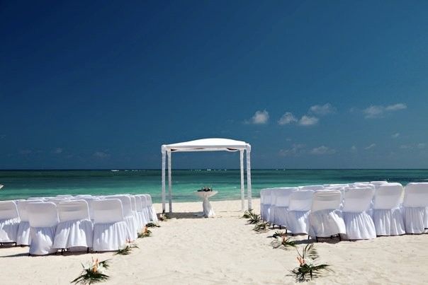 Riviera Maya for destination wedding -resort help???