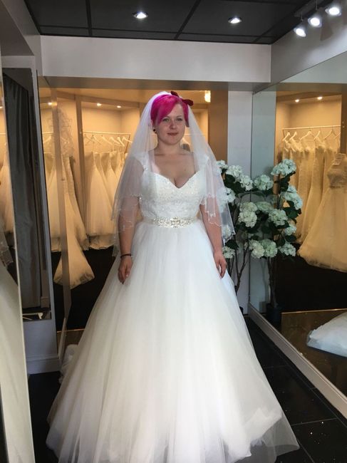 UK Size 18 with accessories...