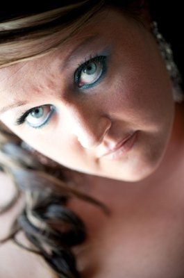 Wedding is complete, back from the honeymoon all tanned with short hair! Here are some pictures!