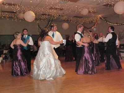 Wedding is complete, back from the honeymoon all tanned with short hair! Here are some pictures!