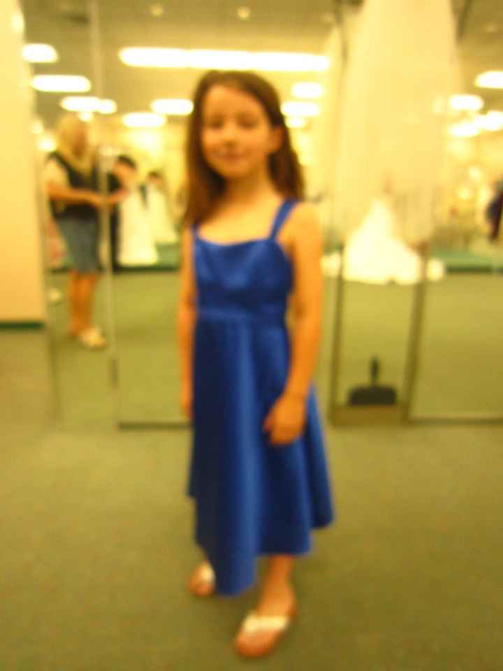 Can I see your flower girl dress??