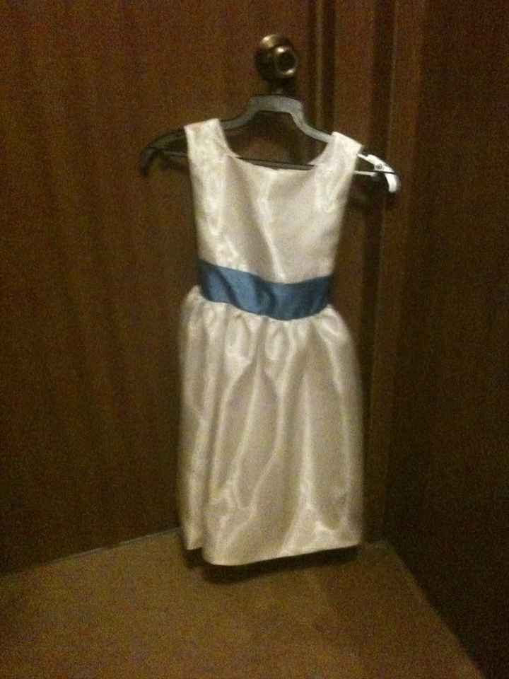 Can I see your flower girl dress??