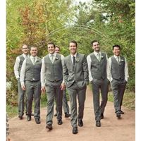 What should the groom and groomsmen