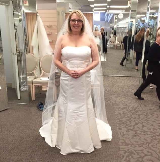 Let me see your DRESS!