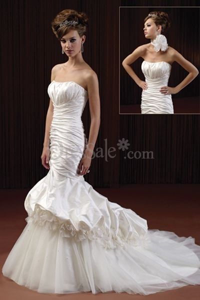 Getting Married August 10, 2013...when to start looking for a dress?