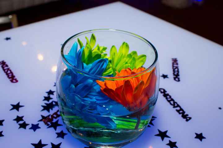 Show me your center pieces...I NEED inspiration!!!