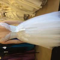 Wedding dress tight in the arms/shoulders. Turned my skin red and started to have a rash. Runners wa