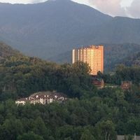 10/19/2019 GATLINBURG, TN- RECEPTION