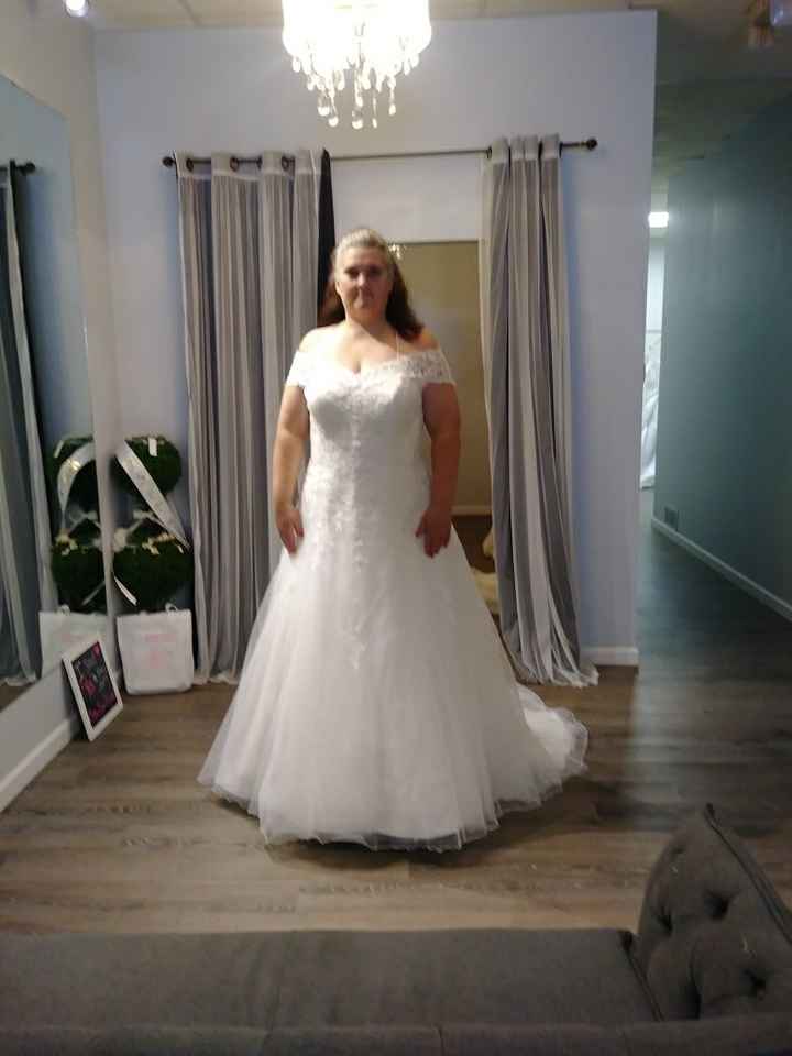 Where are all my “thicker” brides at? - 1