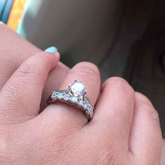 So sparkly....another ring thread.