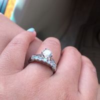 So sparkly....another ring thread.