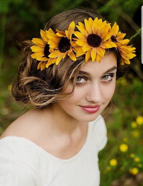 Headpieces that are not veils - 1
