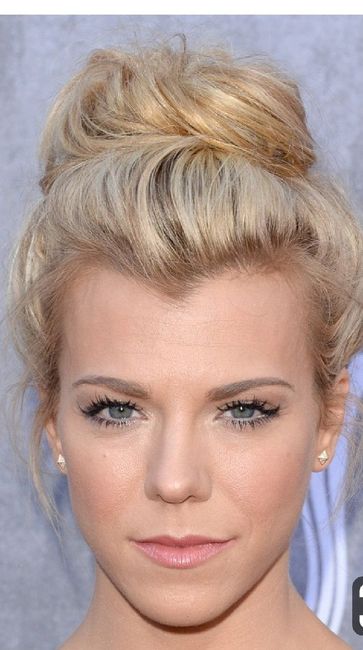 Need help with finding an up-do - 1
