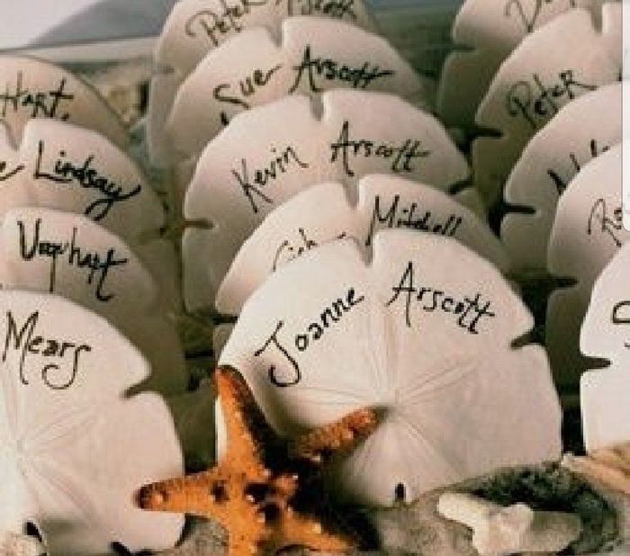 Beach setting place cards 4
