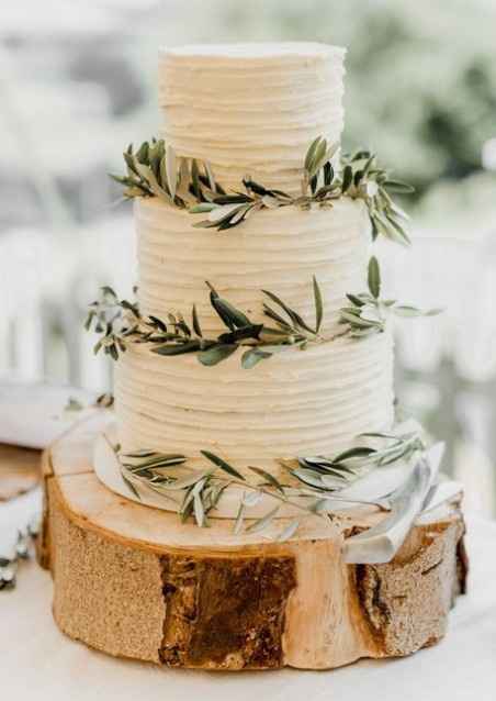 Rustic wedding cake - 6