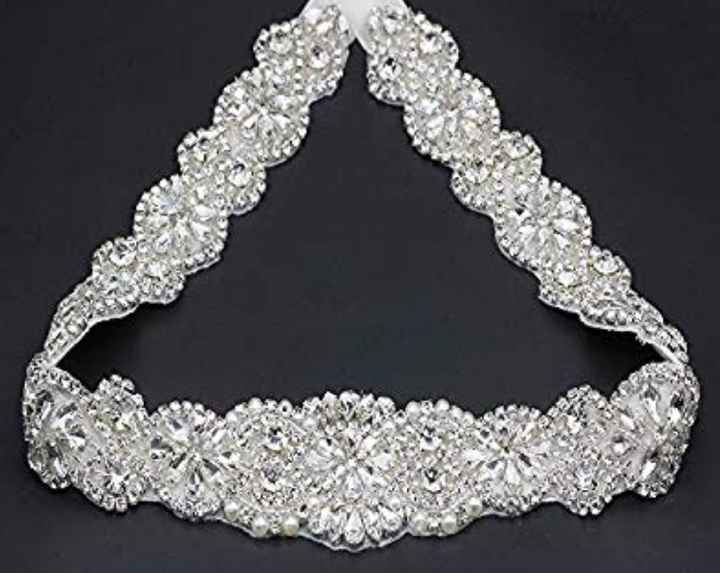 Show off your wedding belt. - 1