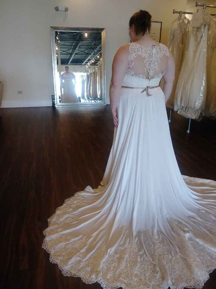 Shape wear? Backless bra? What to wear.. - 1