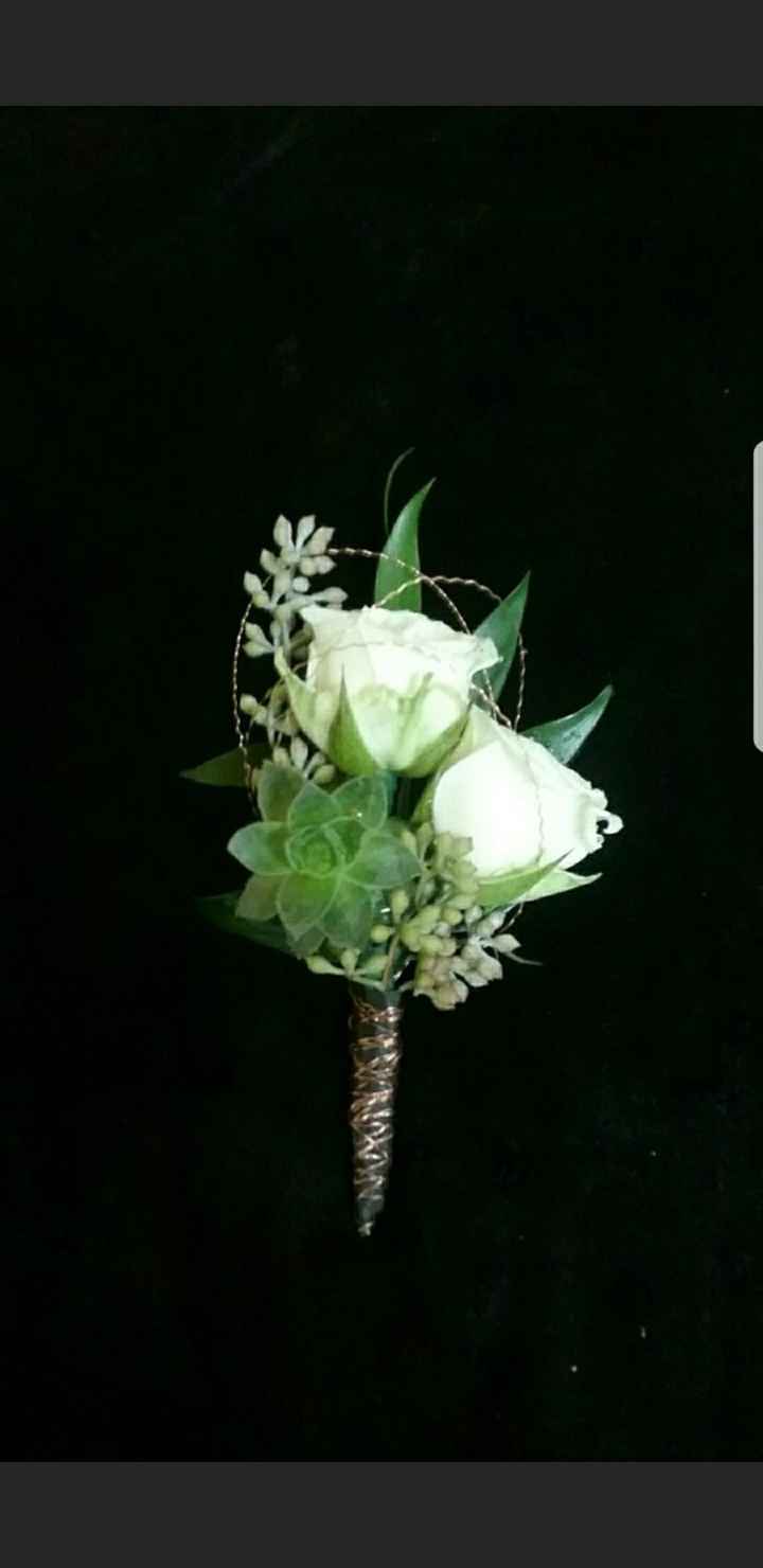 Sneak peak of my bridal bouquet and FH boutiner!
