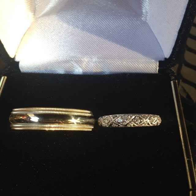 What types of metal is your fiance(e)s wedding band?