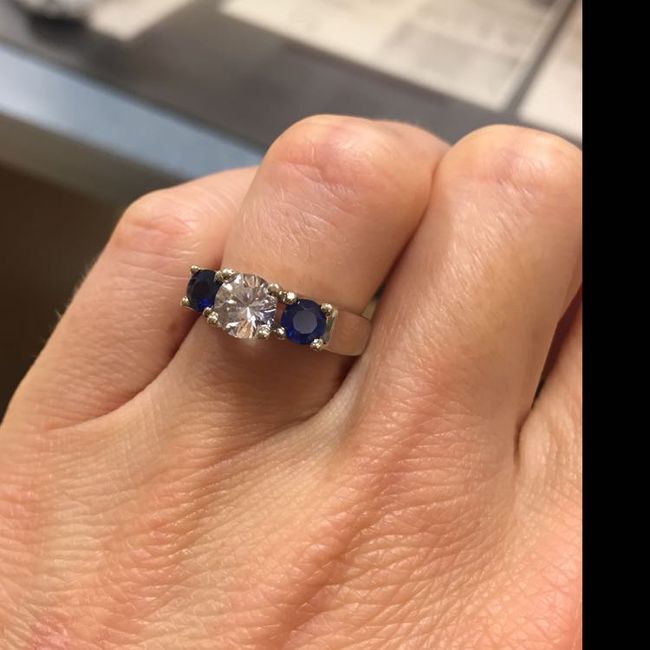  Who picked out your ring? - 1