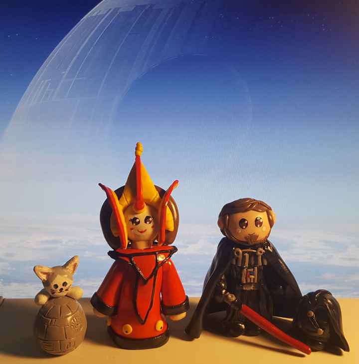 Personalized seating figures/favors