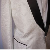 Describe this suit type - 2